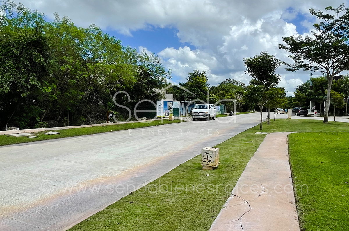 1178-33774-22WE-23-Terreno-en-Venta-Privada-Oasis-en-Yucatán-Country-Club-_(8).jpg