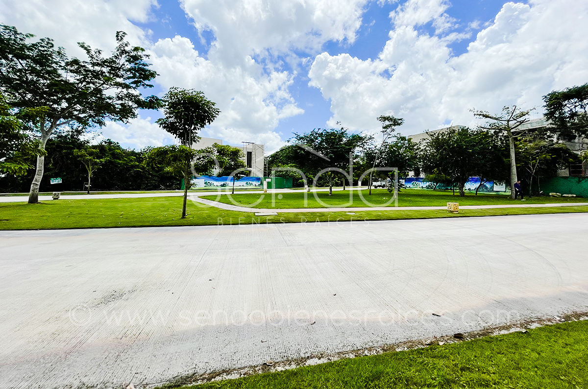 1178-33780-22WE-23-Terreno-en-Venta-Privada-Oasis-en-Yucatán-Country-Club-_(14).jpg