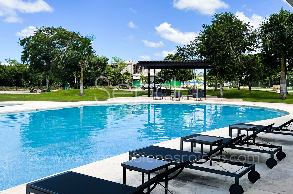 1178-33785-22WE-23-Terreno-en-Venta-Privada-Oasis-en-Yucatán-Country-Club-_(19).jpg