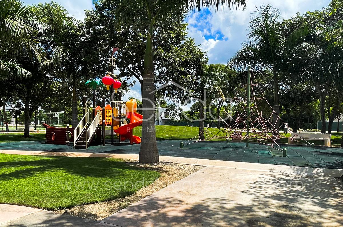 1178-33786-22WE-23-Terreno-en-Venta-Privada-Oasis-en-Yucatán-Country-Club-_(20).jpg