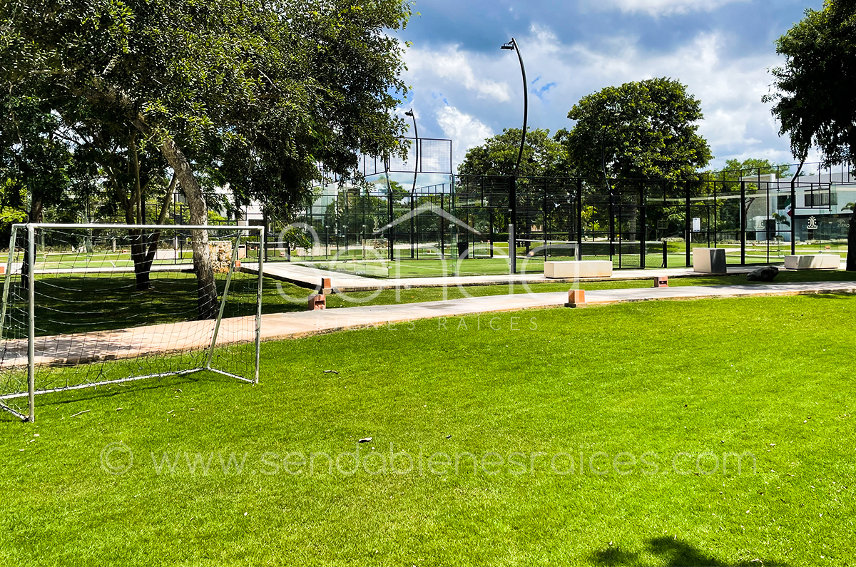 1178-33791-22WE-23-Terreno-en-Venta-Privada-Oasis-en-Yucatán-Country-Club-_(24).jpg