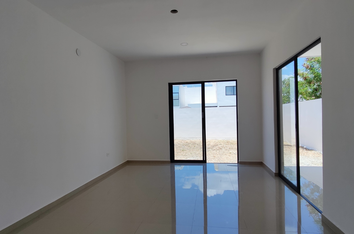 1245-37674-Casa-en-Venta-en-Residencial-Salvia-de-3-recamaras-en-esquina-con-amplio-terreno-10.jpg