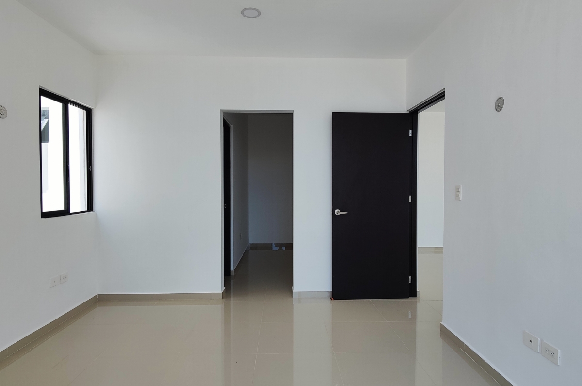 1245-37687-Casa-en-Venta-en-Residencial-Salvia-de-3-recamaras-en-esquina-con-amplio-terreno-23.jpg