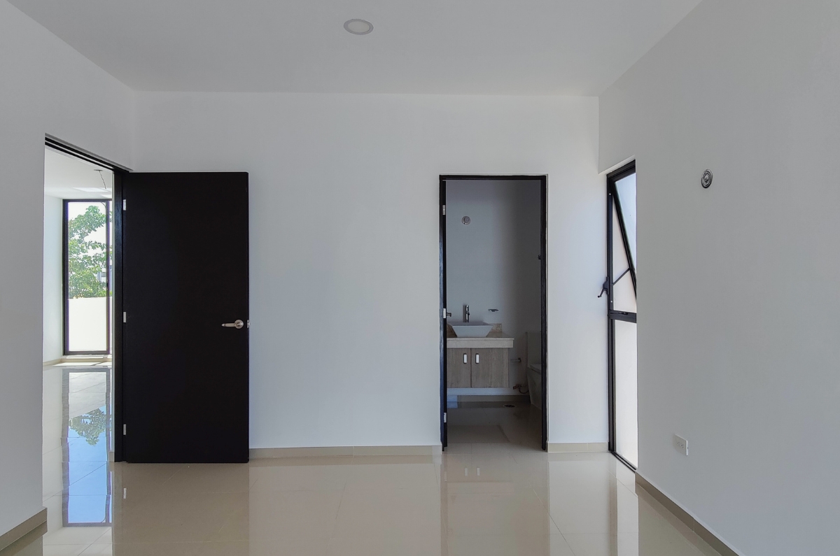 1245-37693-Casa-en-Venta-en-Residencial-Salvia-de-3-recamaras-en-esquina-con-amplio-terreno-29.jpg