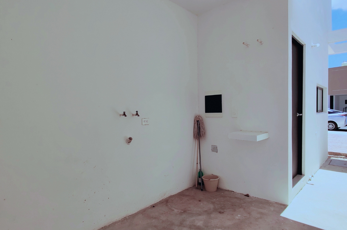 1245-37700-Casa-en-Venta-en-Residencial-Salvia-de-3-recamaras-en-esquina-con-amplio-terreno-36.jpg