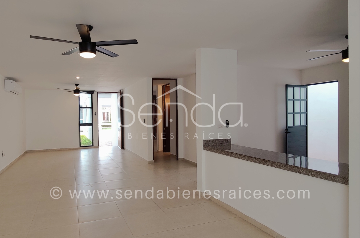 1253-35571-Casa-en-renta-en-la-privada-Fontana-en-Merida-con-4-habitaciones-y-alberca-8.jpg