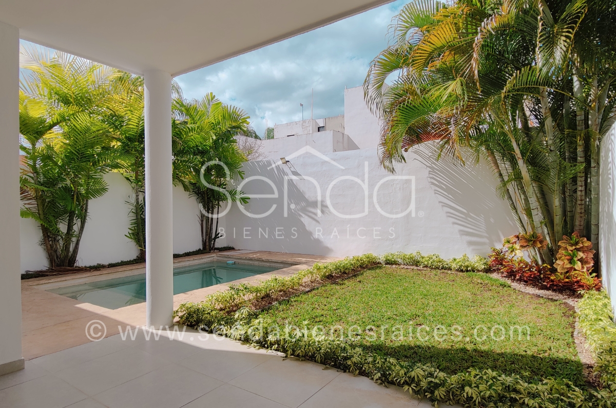 1253-35594-Casa-en-renta-en-la-privada-Fontana-en-Merida-con-4-habitaciones-y-alberca-31.jpg
