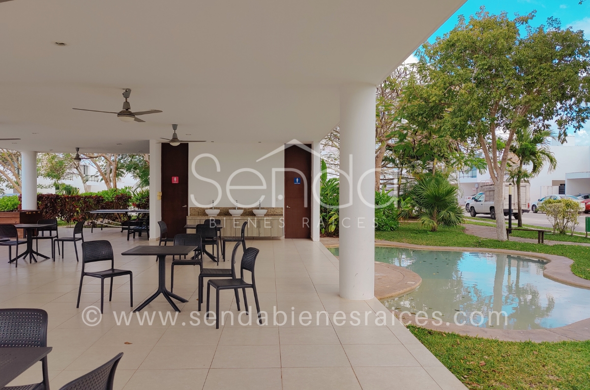 1253-35603-Casa-en-renta-en-la-privada-Fontana-en-Merida-con-4-habitaciones-y-alberca-40.jpg