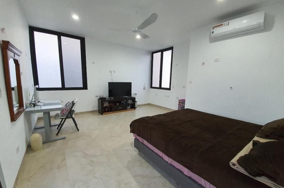 1303-36921-Residencia-en-Venta-ubicada-en-Allegra-Residencial-Merida-con-Paneles-solares-11.jpg