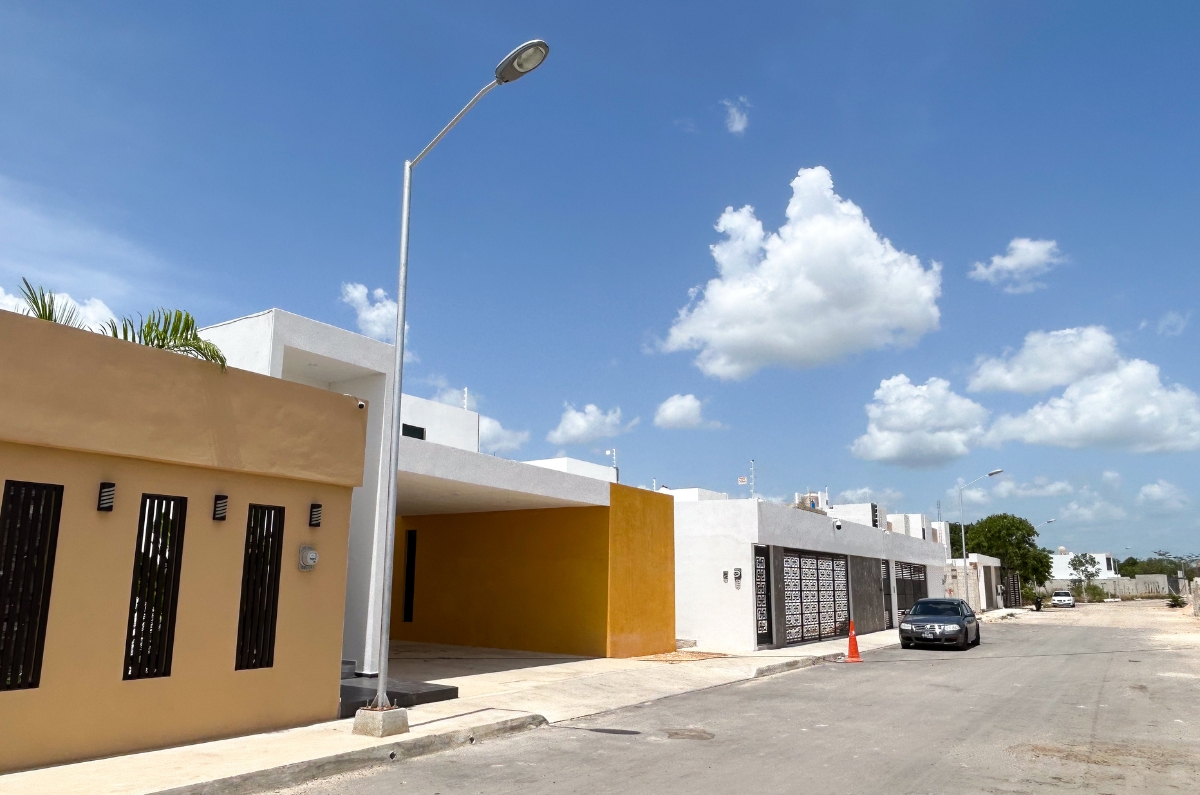 1394-40152-Terreno-en-Venta-en-Cumbre-Dzitya-a-3-minutos-del-periferico-de-Merida-6.jpg