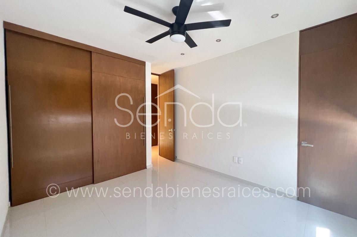 1396-40342-Casa-en-Renta-en-Temozon-en-Merida-con-4-Habitaciones-dentro-dentro-de-privada-23.jpg