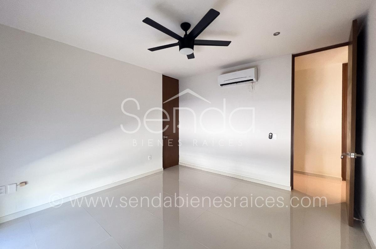 1396-40350-Casa-en-Renta-en-Temozon-en-Merida-con-4-Habitaciones-dentro-dentro-de-privada-31.jpg