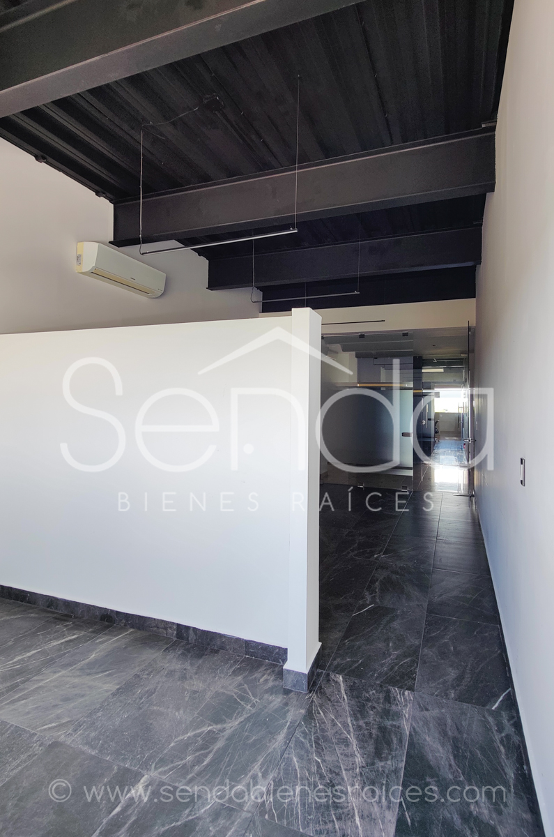 1398-40215-23FR_01_Oficina_en_renta_en_SkyCity_Mérida_con_cuota_de_mantenimiento_incluida_(7).jpg