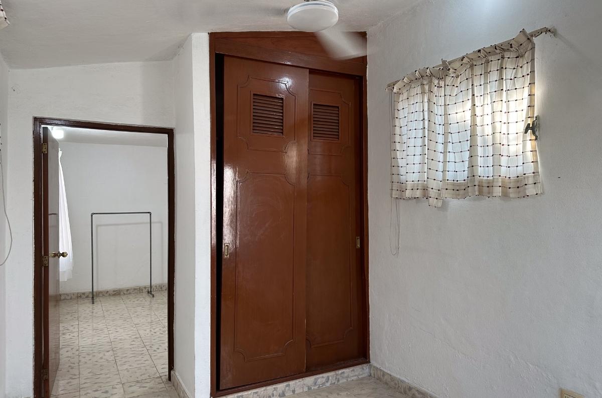 1428-40600-Casa-en-venta-de-4-habitaciones-a-12-minutos-del-Barrio-de-Santiago-en-Merida-32.jpg