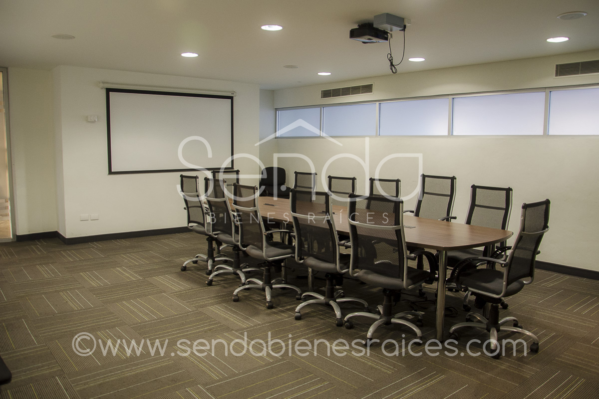 1465-41385-sala_de_juntas_grande.jpg