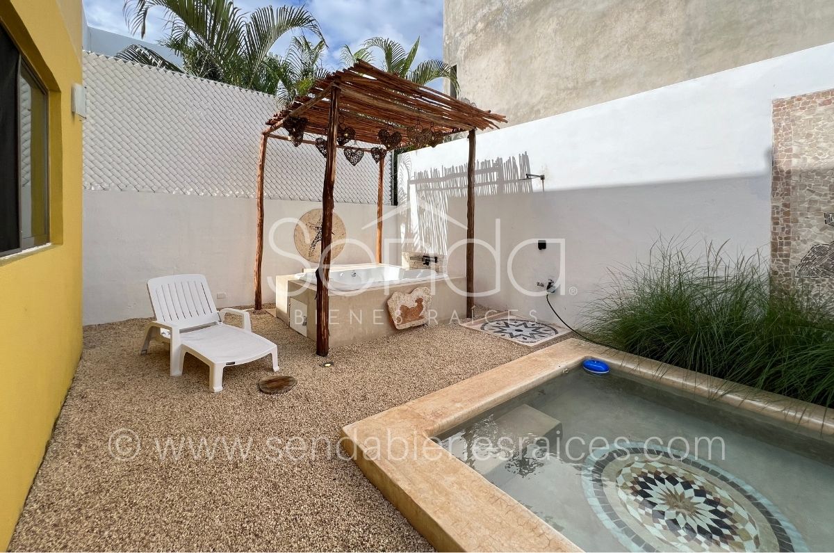 1471-41981-Renta-Casa-de-dos-niveles-3-Habitaciones-alberca-Jacuzzi-en-privada-en-Conkal-MA23.jpg