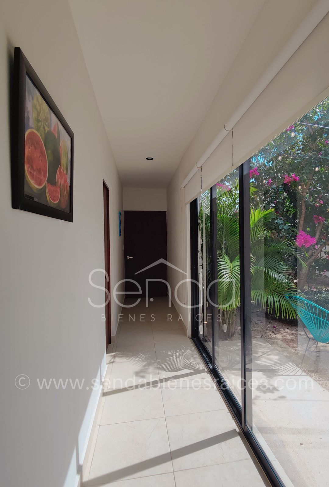 1509-42841-Casa-en-venta-en-Cholul-Merida-una-planta-con-3-habitaciones-alberca-y-paneles-MA50.jpg