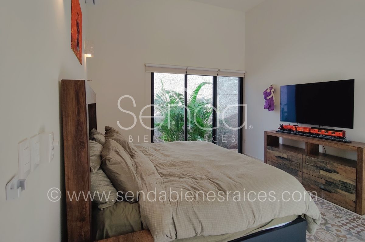 1509-42854-Casa-en-venta-en-Cholul-Merida-una-planta-con-3-habitaciones-alberca-y-paneles-MA36.jpg