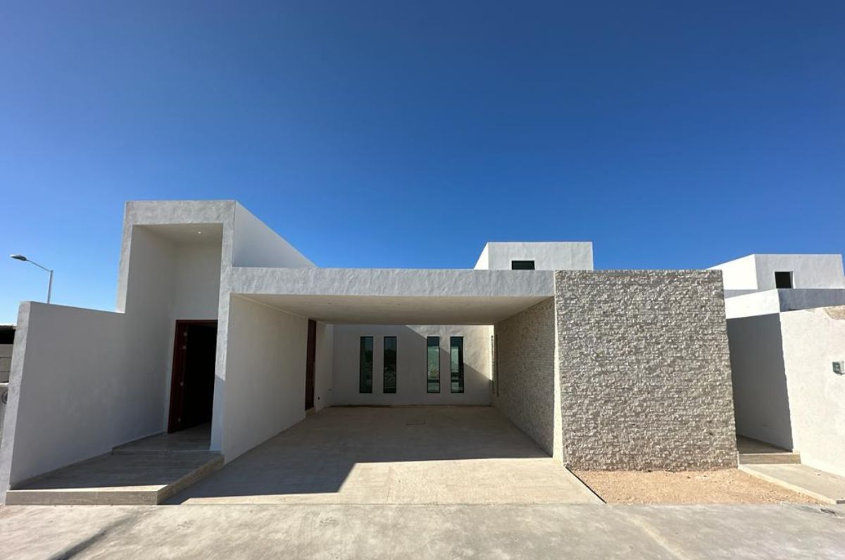 1533-Casa-blanca-en-venta-en-Dzitya-Merida-con-3-Recamaras-en-entrega-inmediata-1.jpg