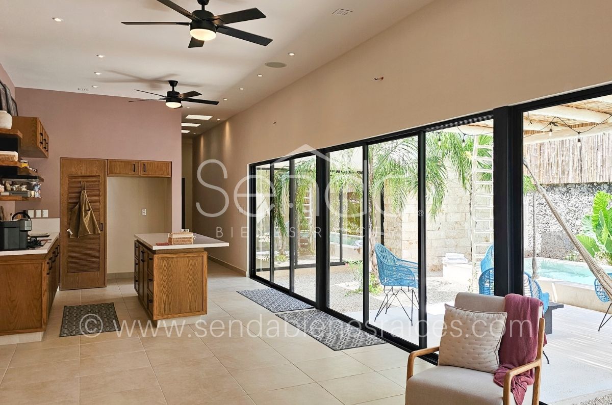 1700-50634-Casa-Tiki-Tiki-en-venta-de-una-planta-en-Cholul-Merida-modelo-B-con-alberca_(36).jpg