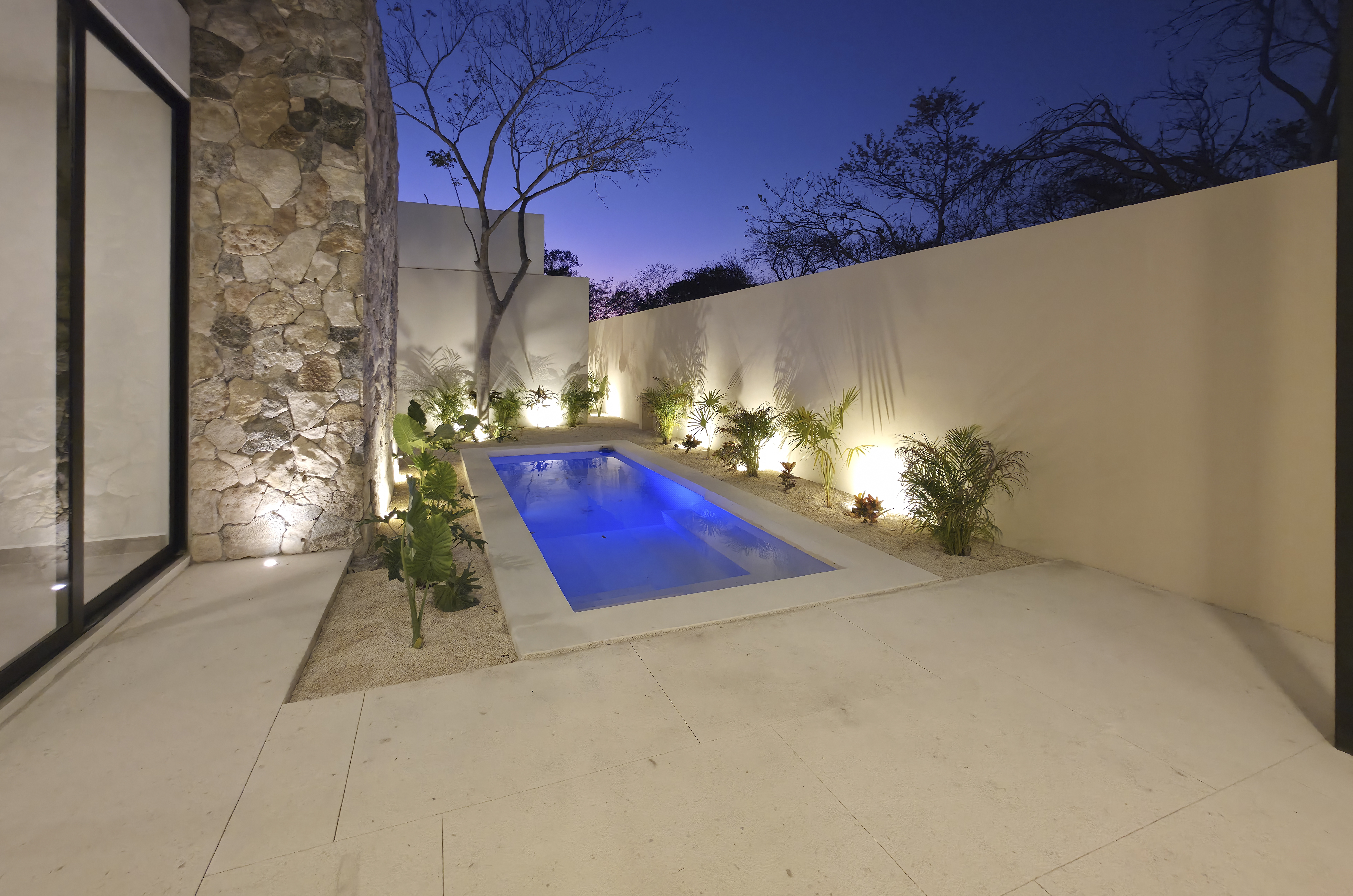 1761-52644-Casa-en-venta-en-Cholul-Merida-Finisterre-de-una-planta-con-alberca_(14).jpg