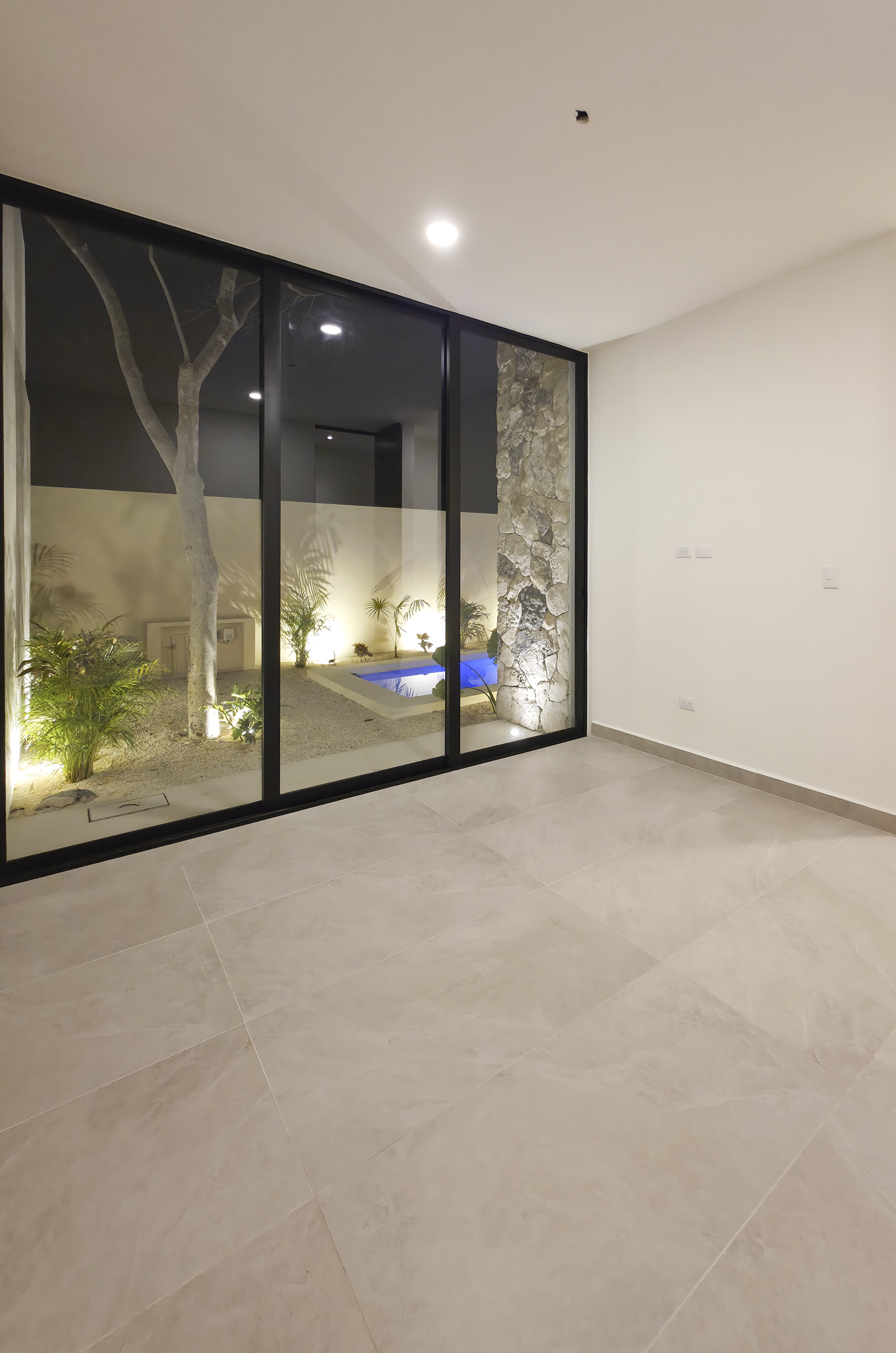 1761-52659-Casa-en-venta-en-Cholul-Merida-Finisterre-de-una-planta-con-alberca_(28).jpg