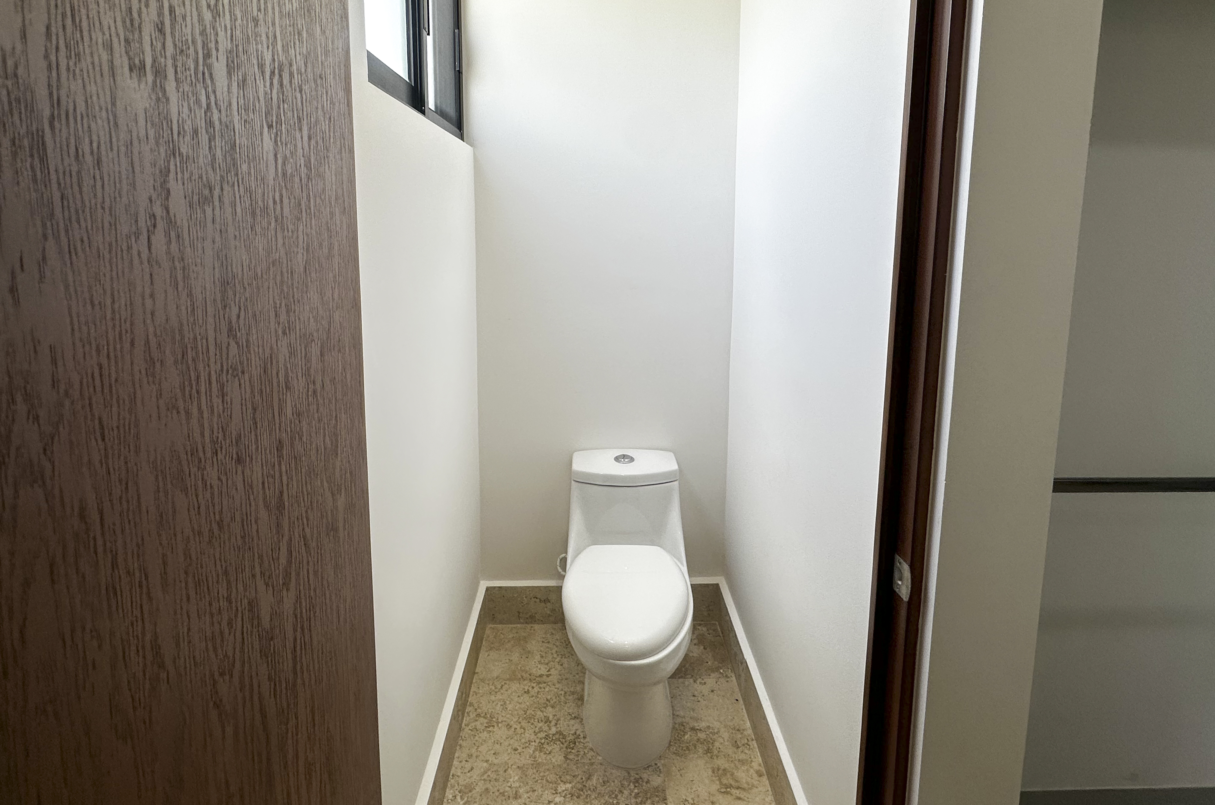 2013-54453-Casa-en-venta-en-privada-Nuukul-Temozon-Norte-con-electrodomesticos-incluidos_(21).jpg