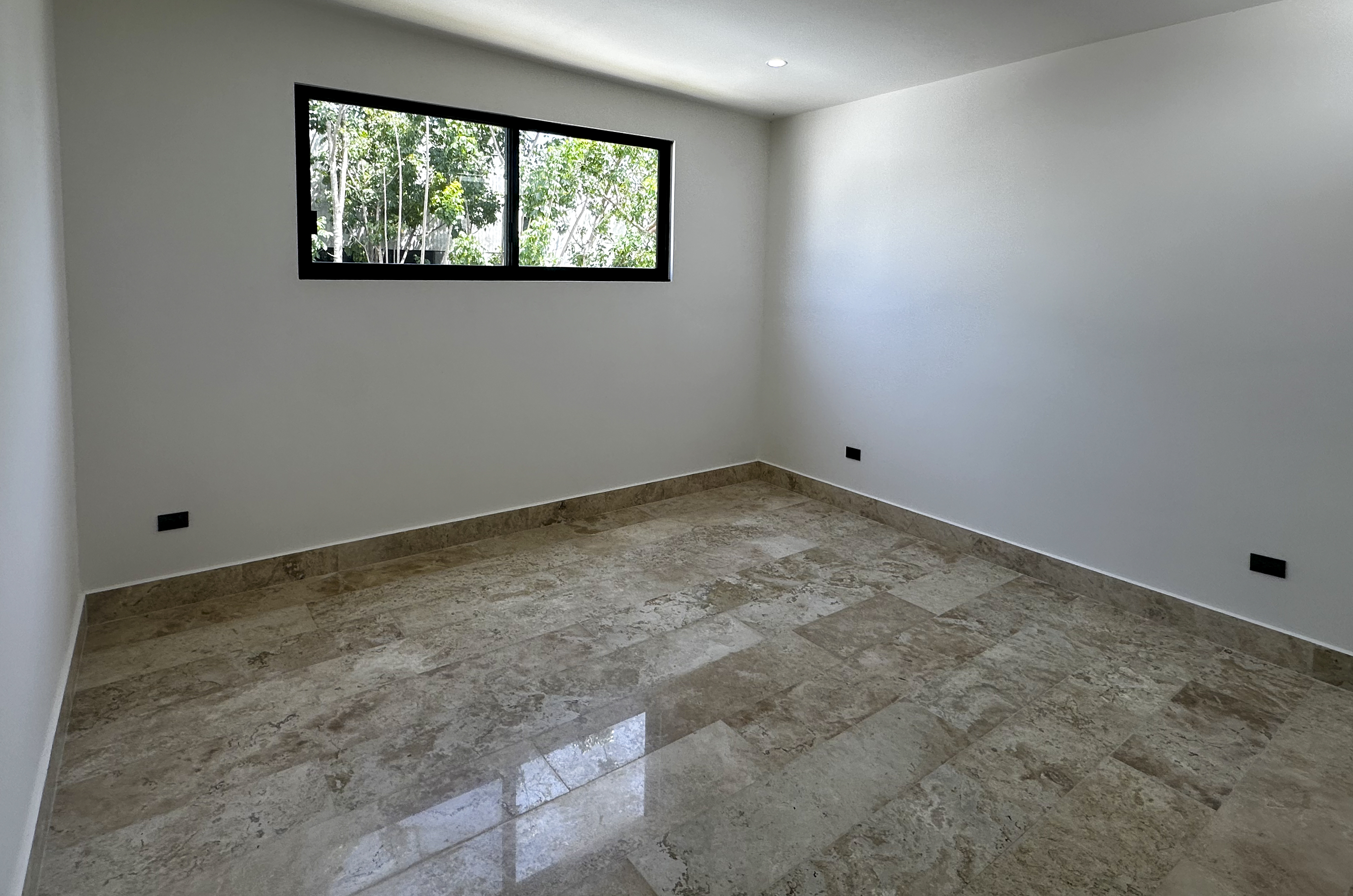 2013-54456-Casa-en-venta-en-privada-Nuukul-Temozon-Norte-con-electrodomesticos-incluidos_(24).jpg