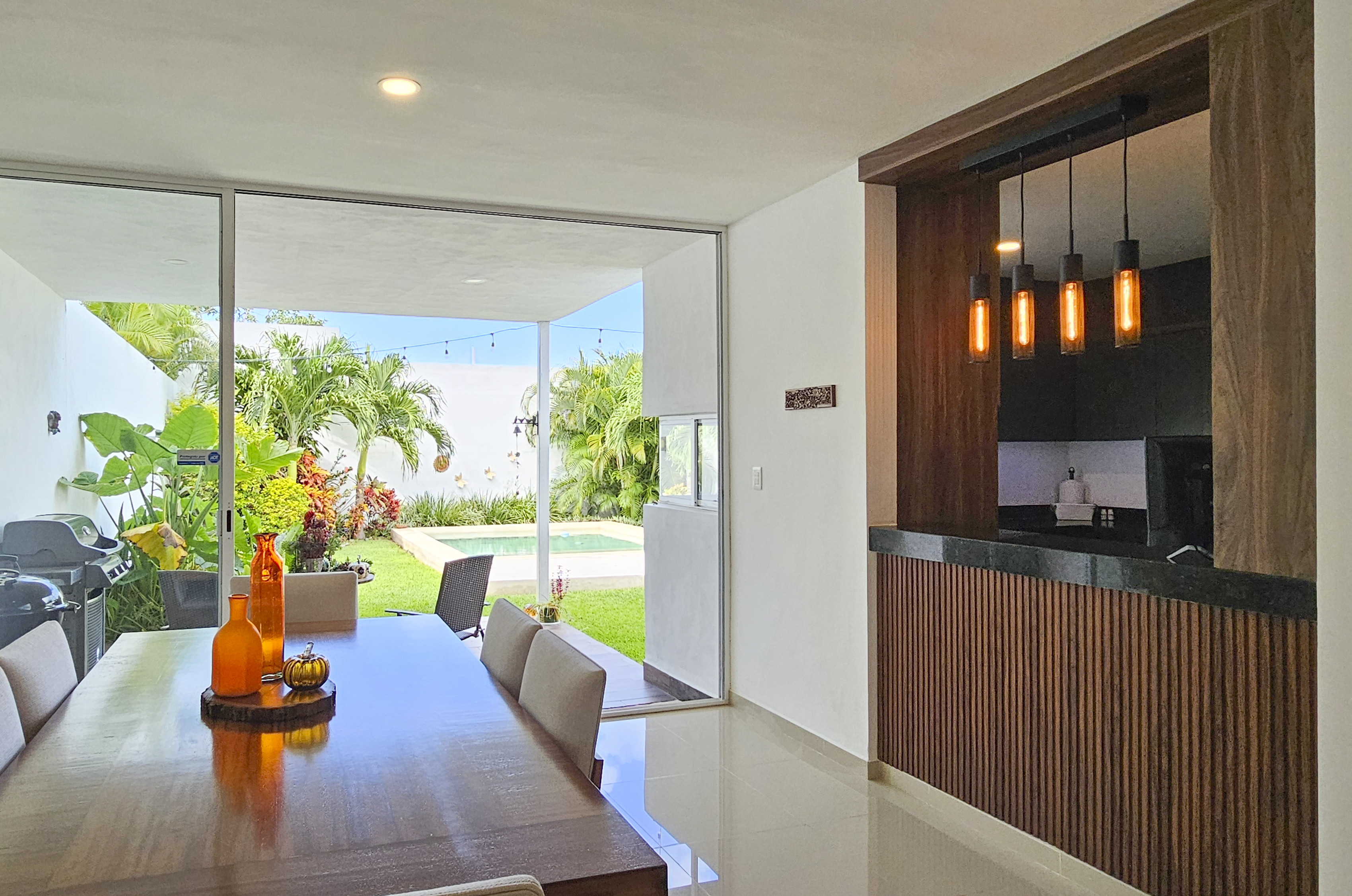 2028-54856-Casa-en-Venta-Dzityá-Mérida-con-super-Cocina-Jardín-y-Alberca_(32).jpg