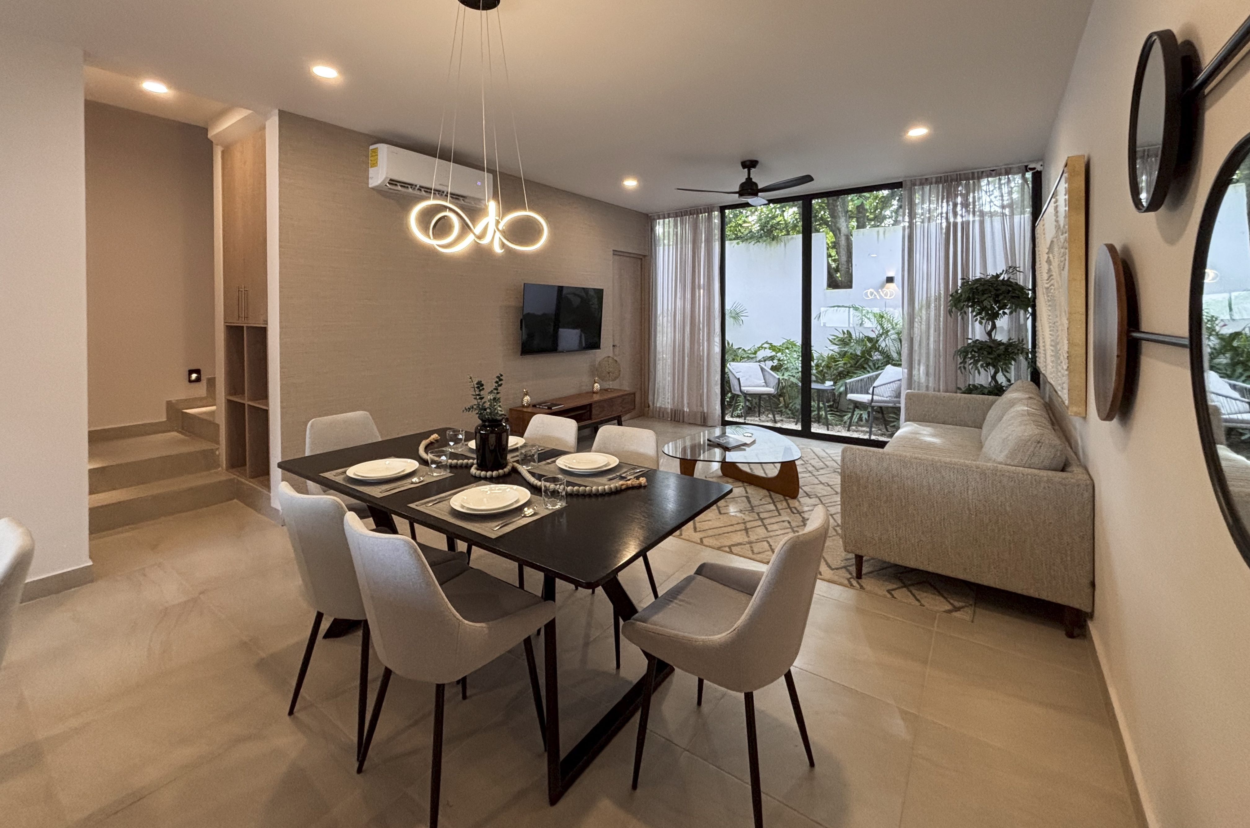 2029-54783-Casa_estilo-Townhouse-en-venta-en-cholul-al-norte-de-Merida-THULA-CITY-HOME__(2).jpg