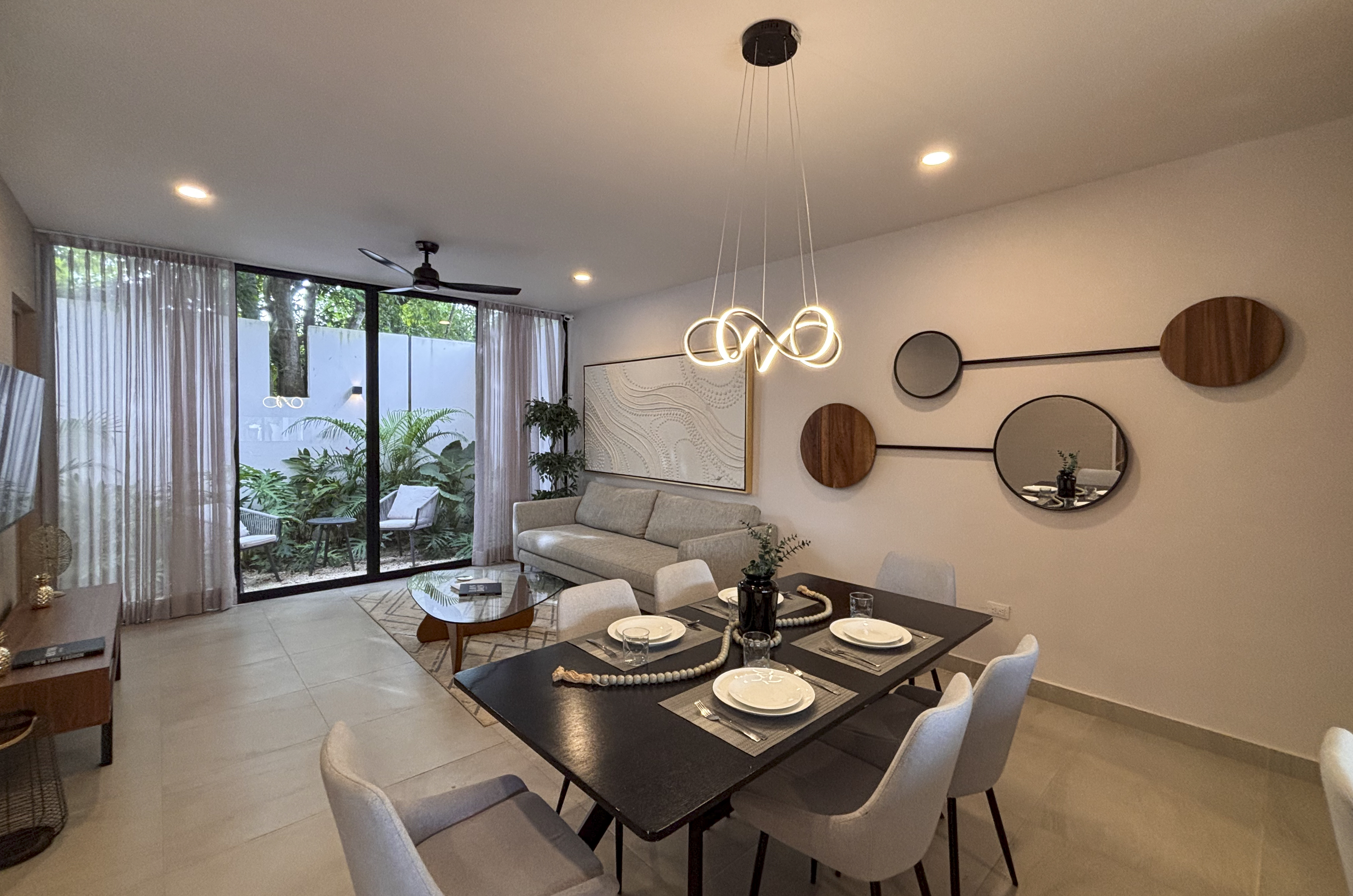 2029-54784-Casa_estilo-Townhouse-en-venta-en-cholul-al-norte-de-Merida-THULA-CITY-HOME__(3).jpg