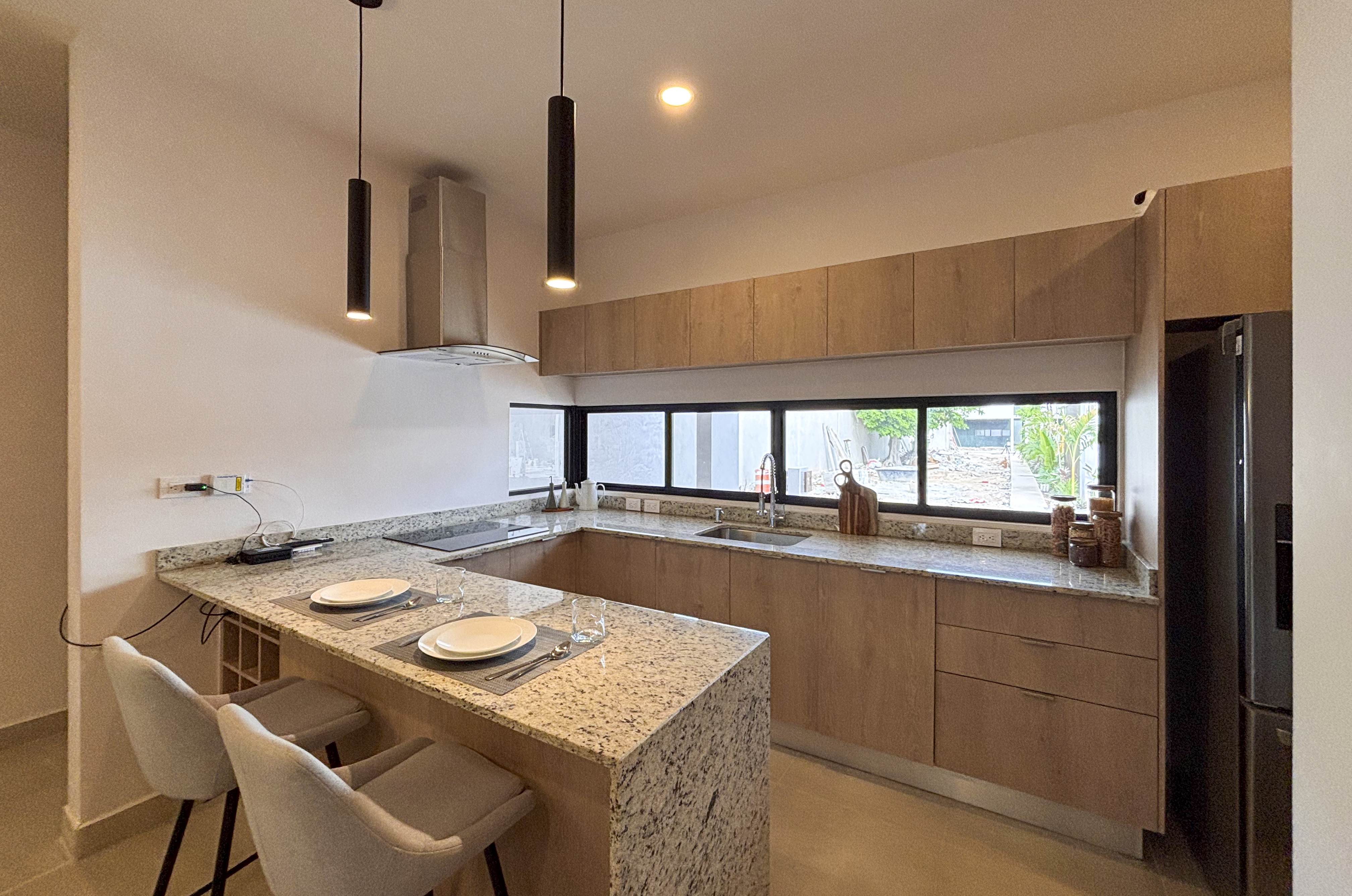 2029-54790-Casa_estilo-Townhouse-en-venta-en-cholul-al-norte-de-Merida-THULA-CITY-HOME__(9).jpg
