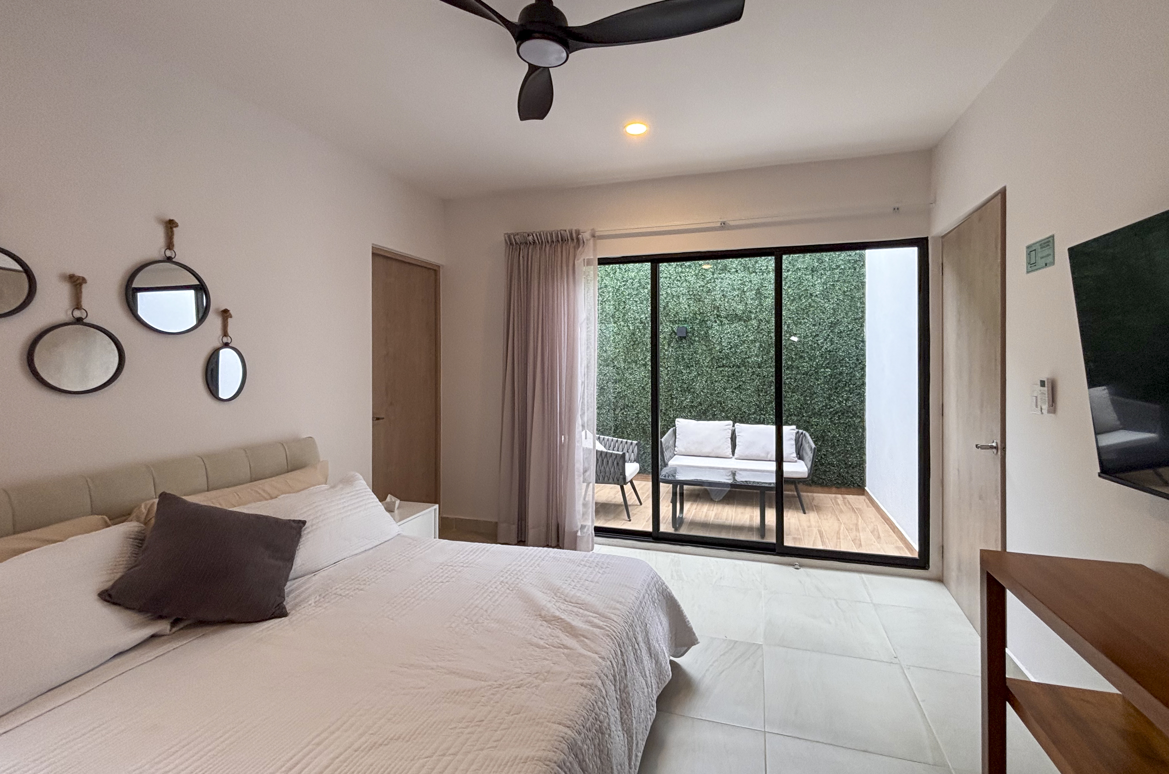 2029-54801-Casa_estilo-Townhouse-en-venta-en-cholul-al-norte-de-Merida-THULA-CITY-HOME__(20).jpg