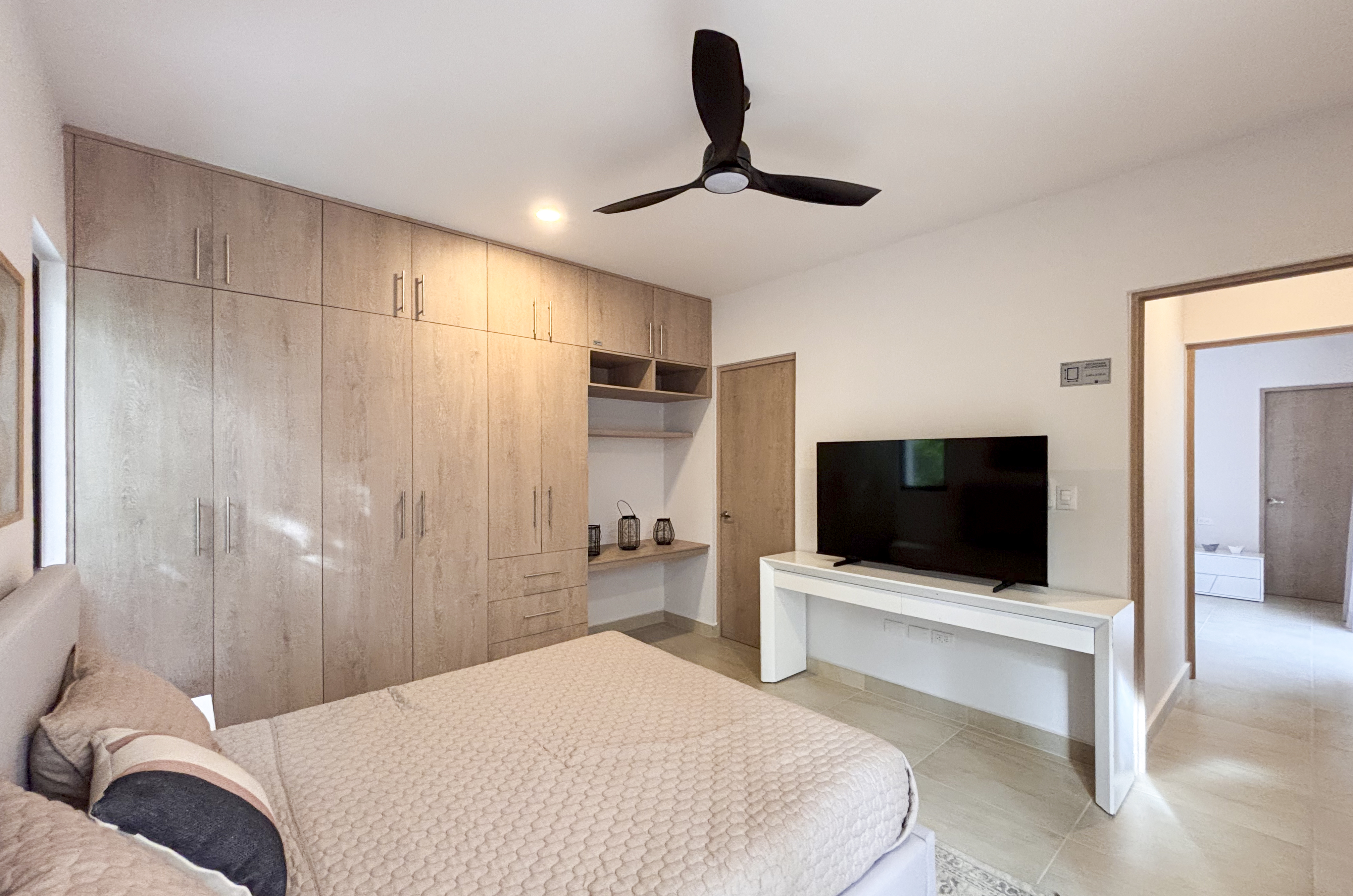 2029-54807-Casa_estilo-Townhouse-en-venta-en-cholul-al-norte-de-Merida-THULA-CITY-HOME__(26).jpg