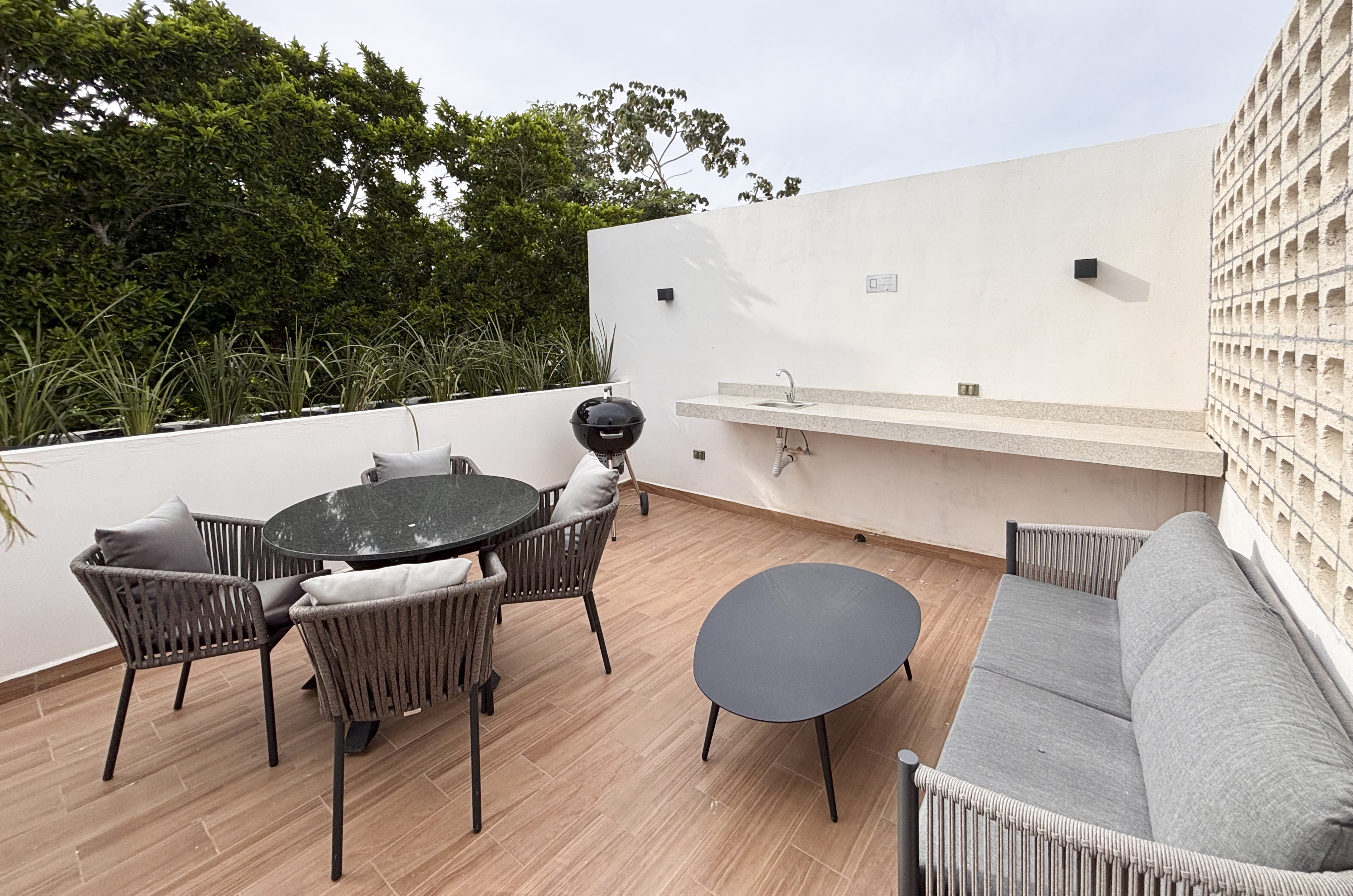 2029-54814-Casa_estilo-Townhouse-en-venta-en-cholul-al-norte-de-Merida-THULA-CITY-HOME__(33).jpg
