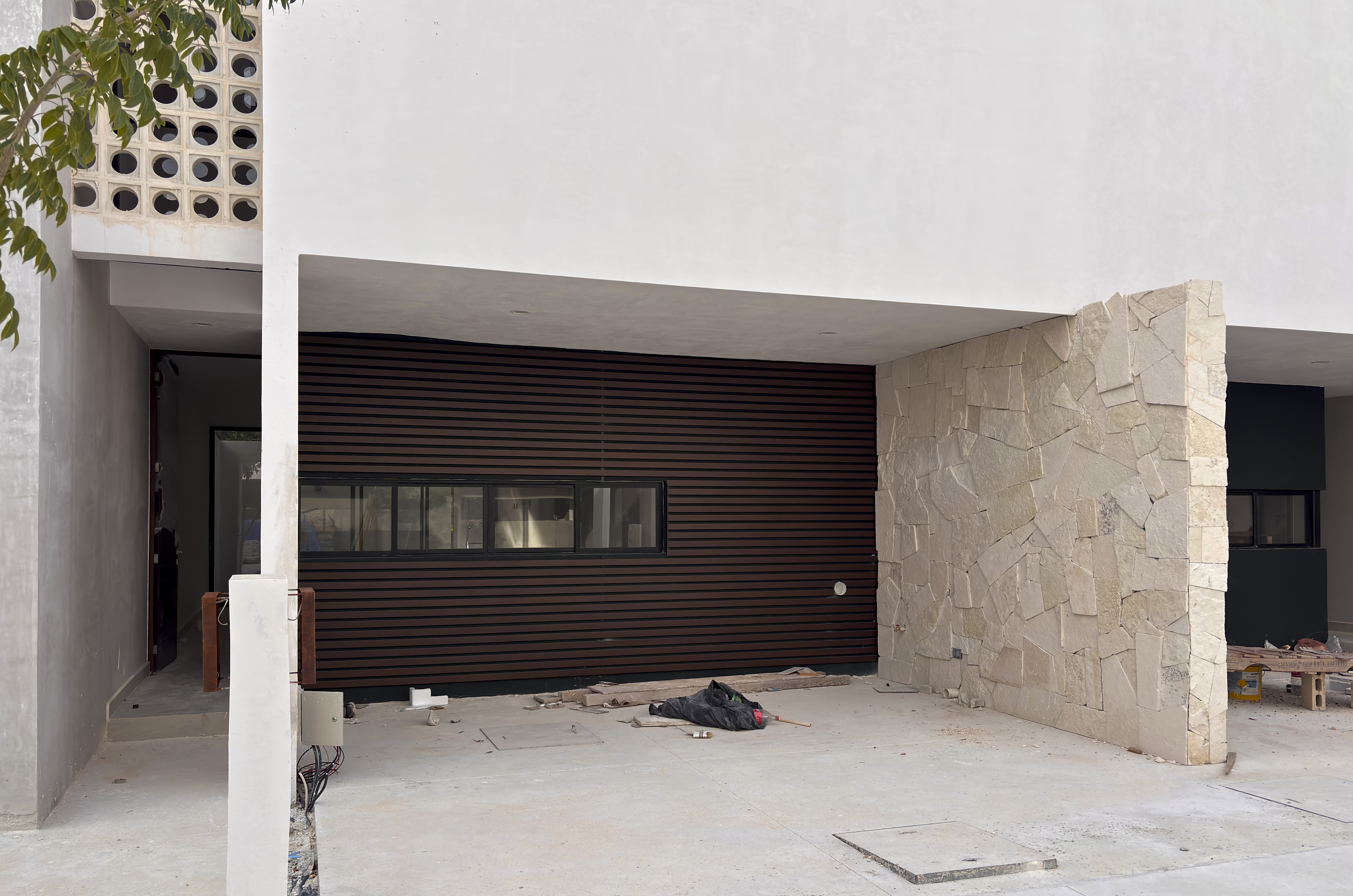 2029-54818-Casa_estilo-Townhouse-en-venta-en-cholul-al-norte-de-Merida-THULA-CITY-HOME__(37).jpg