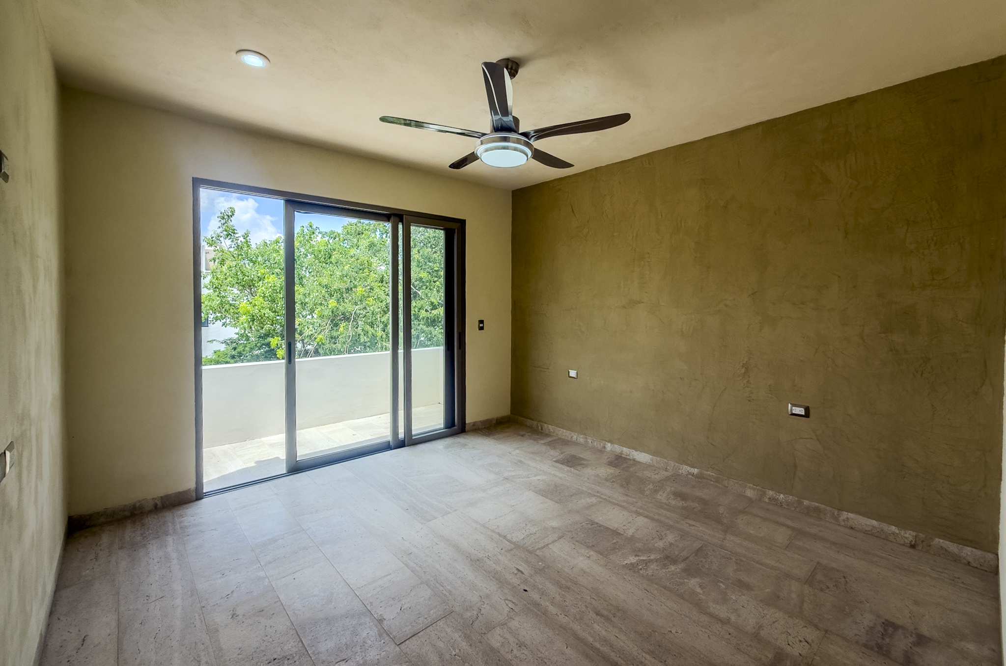 2034-55202-_Casa-en-venta-ubicada-en-Cholul-de-4-habitaciones-alberca-en-privada_(64).jpg