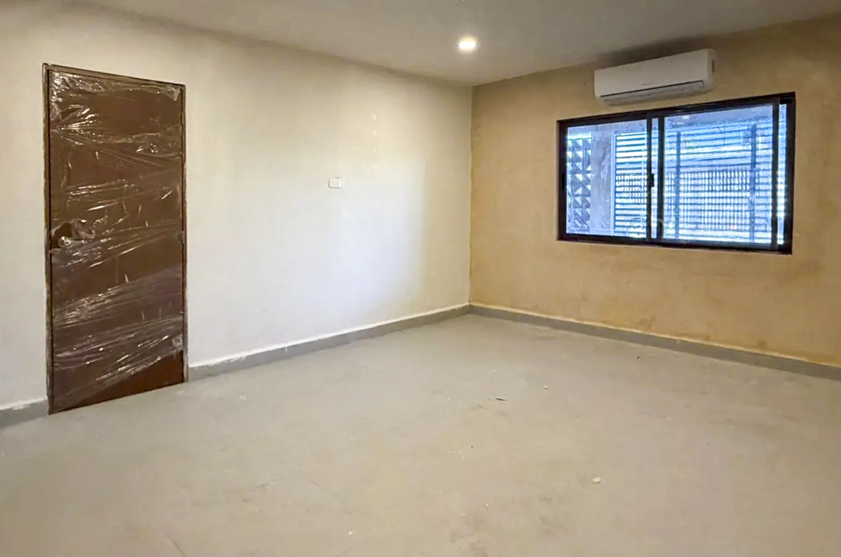 2040-55360-Casa-en-Venta-Miguel-Aleman-Merida-con-Alberca_(8).jpg