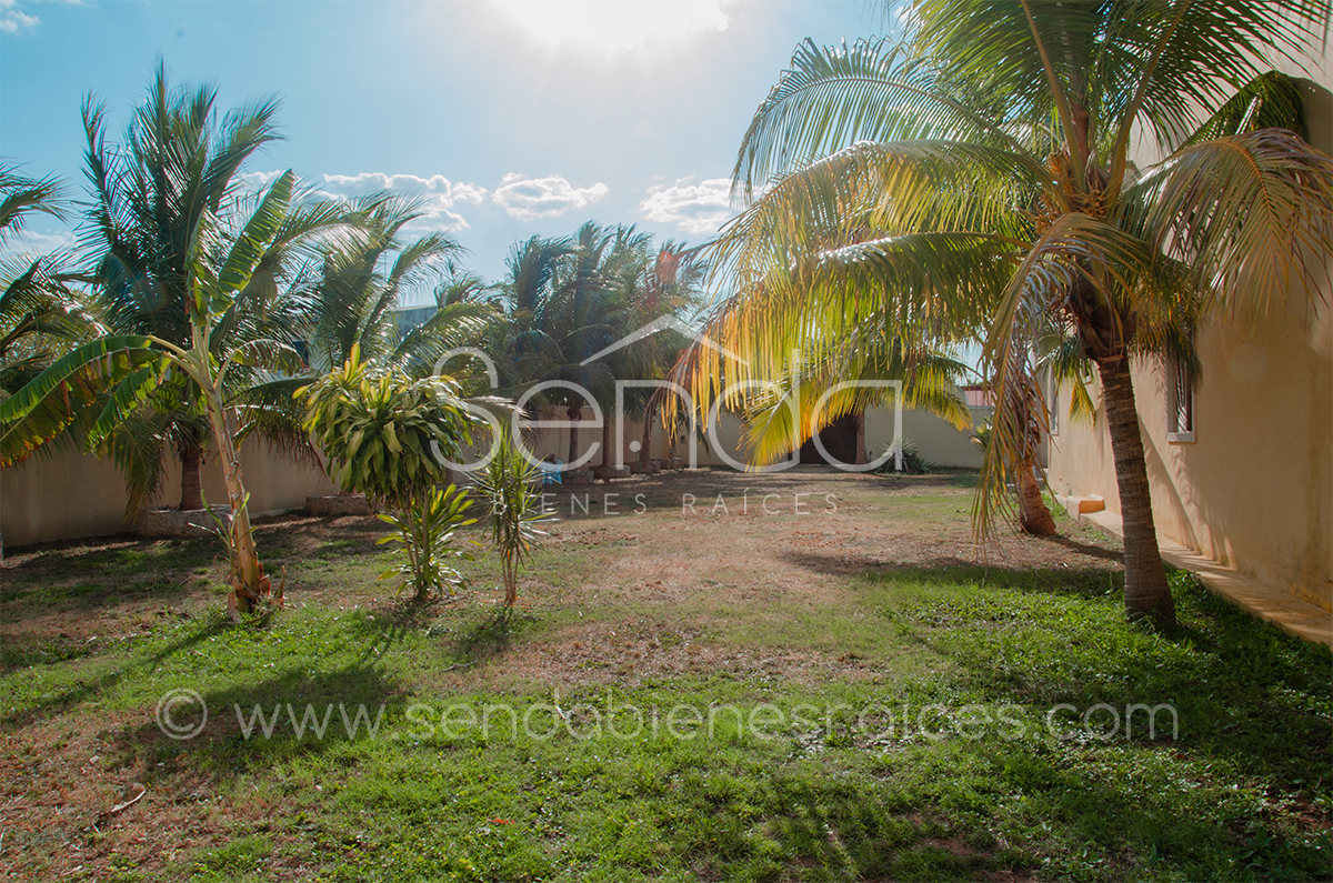 753-19986-21KG-14-Casa-de-una-planta-en-venta-tipo-Hacienda-con-jardin-y-alberca-_grande-Conkal-061.jpg