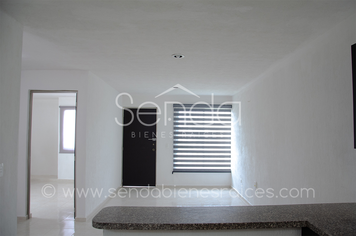 882-23228-21JC-40_-_Renta_de_casa_en_Residencial_los_Heroes_Merida_de_3_habitaciones_sin_amueblar-24.jpg