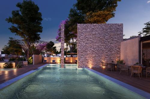 1107-31002-Terrenos-en-venta-en-Privada-Residencial-en-Chicxulub-Puerto-_(4).jpg
