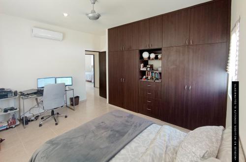 1327-38027-Casa-en-venta-de-3-habitaciones-en-privada-Salomea-Conkal-1.jpg