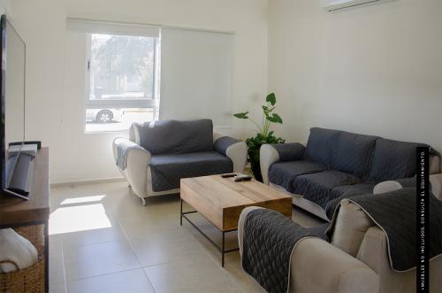 1327-38063-Casa-en-venta-de-3-habitaciones-en-privada-Salomea-Conkal-38.jpg