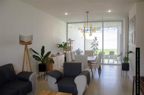 1327-38065-Casa-en-venta-de-3-habitaciones-en-privada-Salomea-Conkal-40.jpg