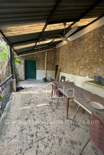 1344-38470-Casa-en-Venta-en-el-Centro-de-Merida-calle-46-para-remodelar-2.jpg