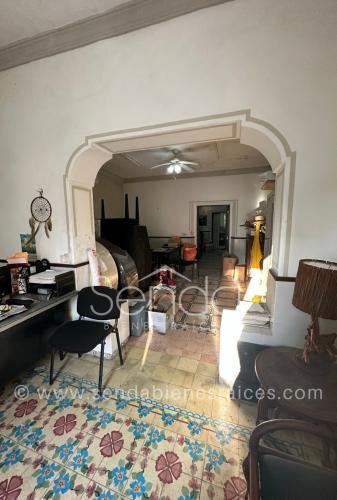1344-38491-Casa-en-Venta-en-el-Centro-de-Merida-calle-46-para-remodelar-23.jpg