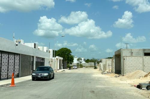 1394-40154-Terreno-en-Venta-en-Cumbre-Dzitya-a-3-minutos-del-periferico-de-Merida-7.jpg
