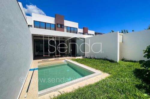 1396-40329-Casa-en-Renta-en-Temozon-en-Merida-con-4-Habitaciones-dentro-dentro-de-privada-10.jpg