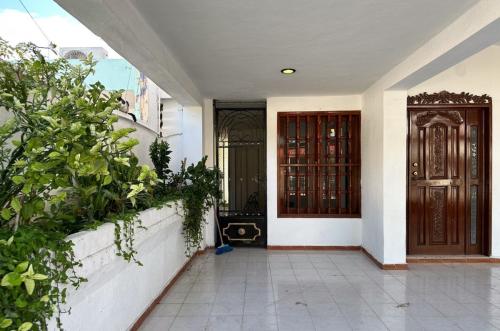 1428-40575-Casa-en-venta-de-4-habitaciones-a-12-minutos-del-Barrio-de-Santiago-en-Merida-7.jpg