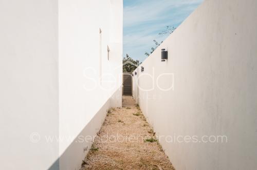 1477-42066-Casa-Castellana-en-venta-de-4-habitaciones-equipada-en-Parque-Natura-Merida-HMA5.jpg